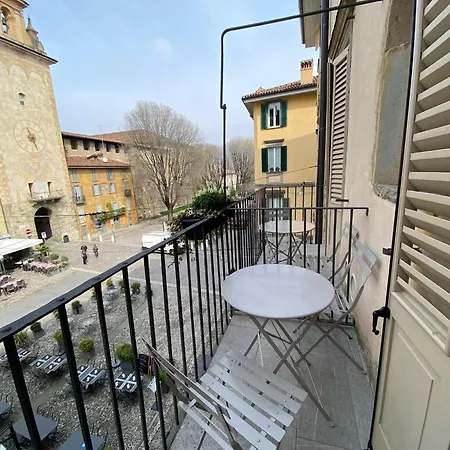 Piazza Mascheroni Bergamo