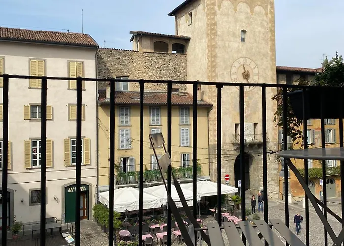 Apartment Piazza Mascheroni Bergamo